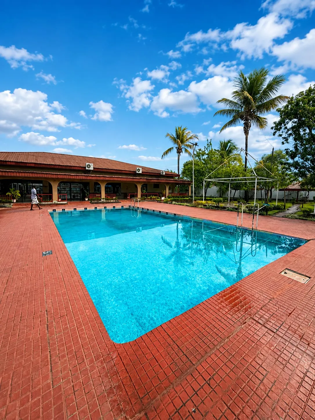 pool