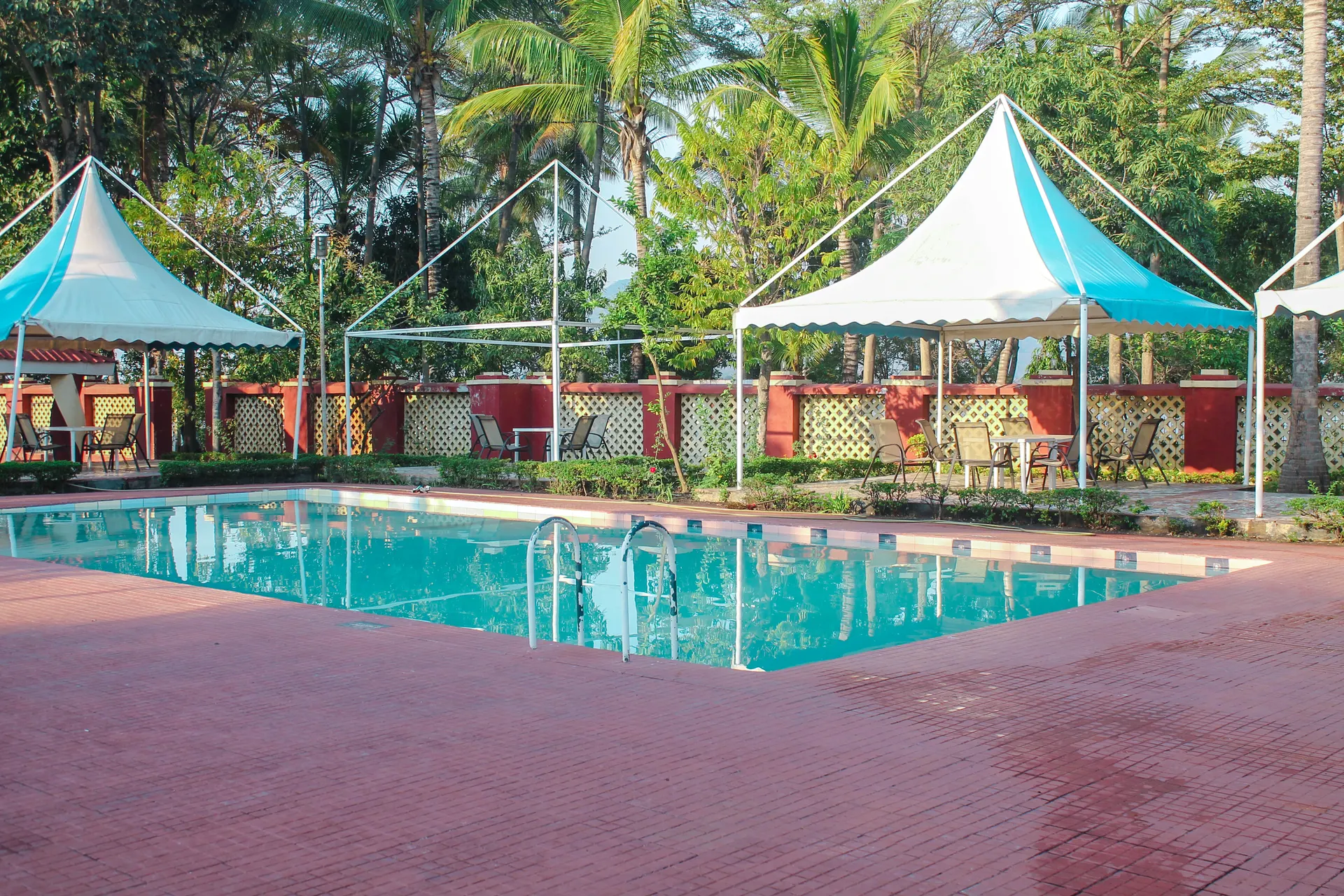 pool